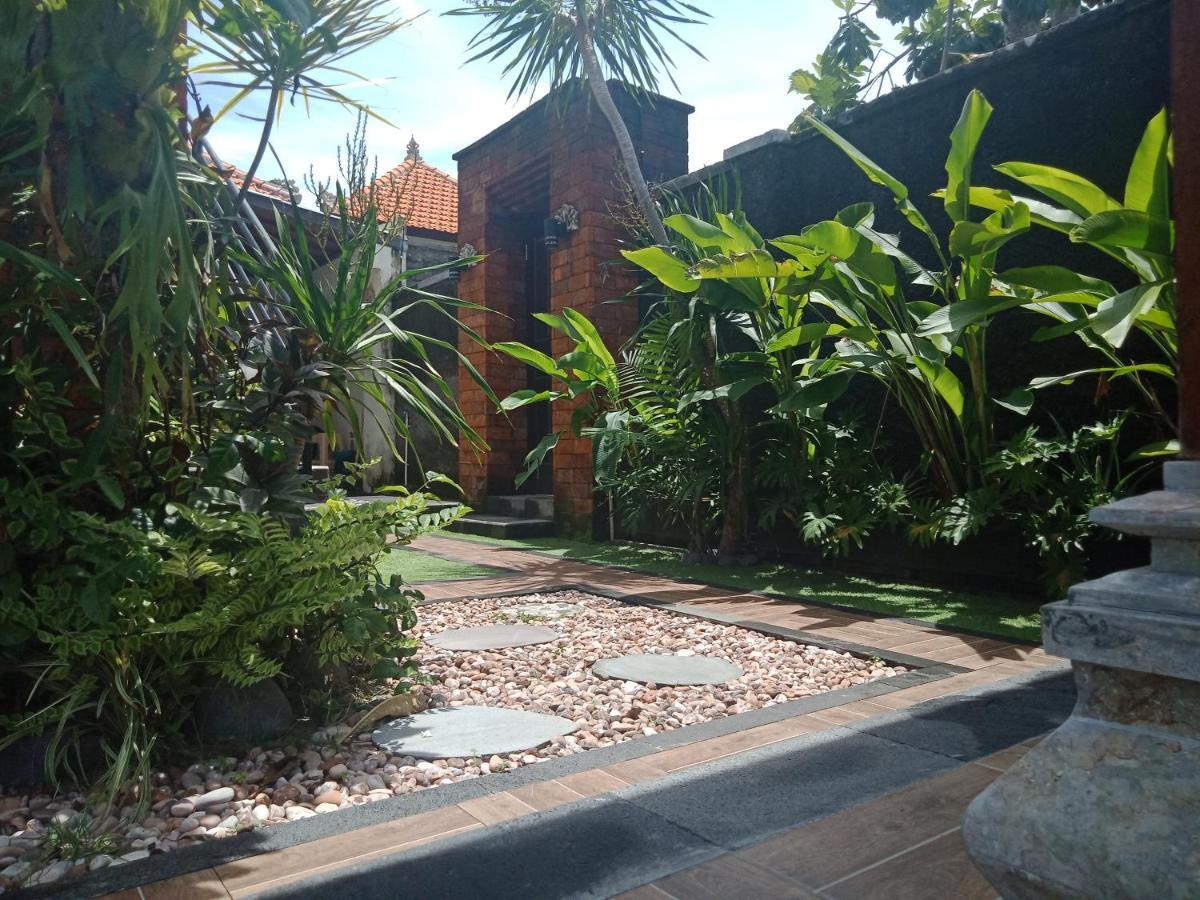 D'Puja Home Stay And Spa Νούσα Ντούα Εξωτερικό φωτογραφία